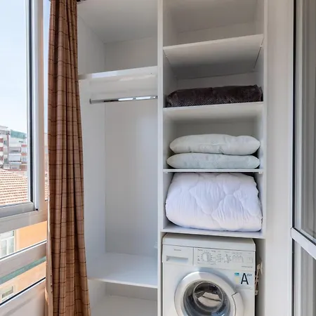 Garden Apartment's 3*