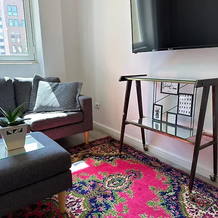 Garden Apartment's Lägenhetshotell Tirana