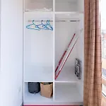 Garden Apartment's 3*