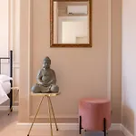 Garden Apartment's 3* Tirana