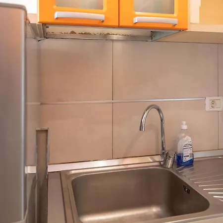 Garden Apartment's 3* טיראנה