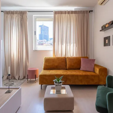 Garden Apartment's מלון דירות