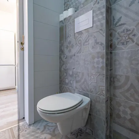 Garden Apartment's טיראנה