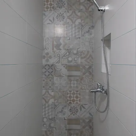 מלון דירות Garden Apartment's טיראנה